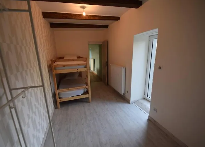 Сasa de vacaciones De Bena Chaunay